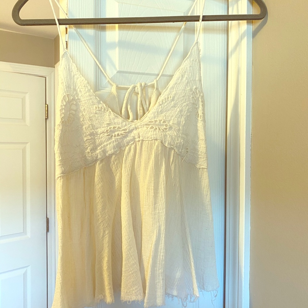 Cream flowy tank top
